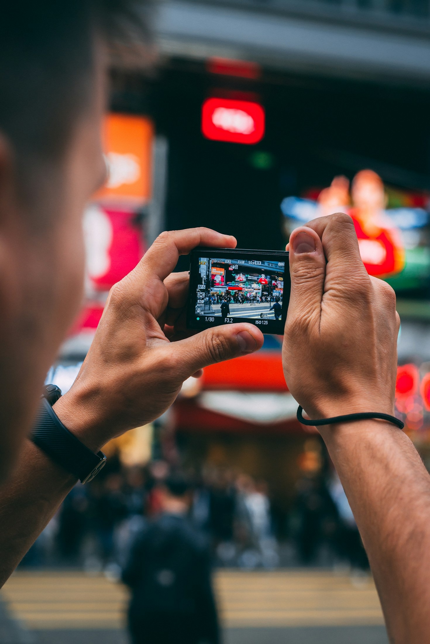 Travel Light, Shoot Bold: My Favorite Minimalist Camera Gear